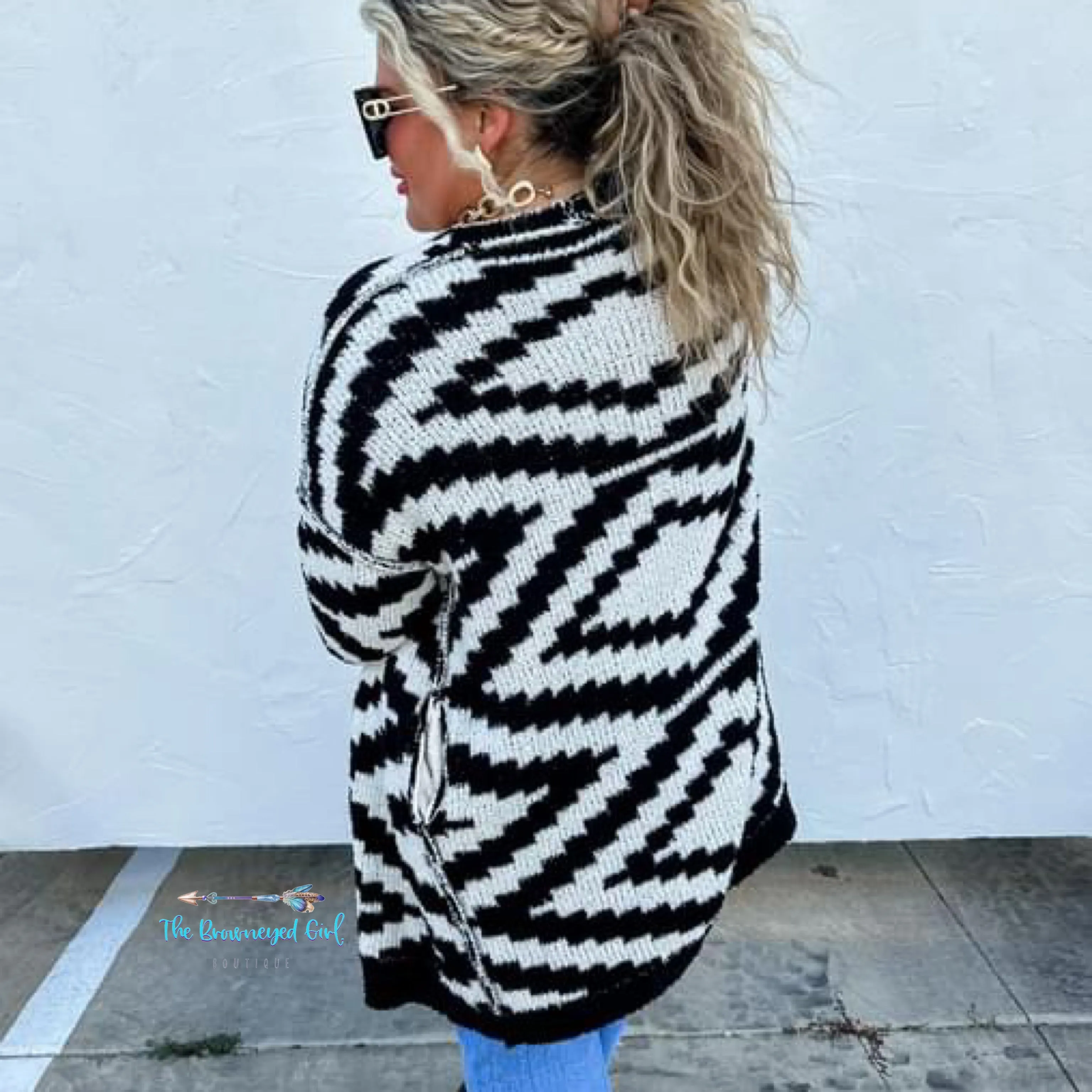 Aztec Reversible Cardigan Black White