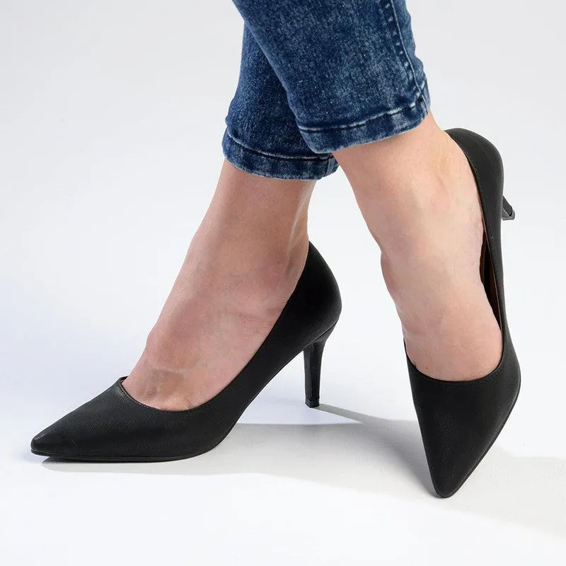 Madison Penny Court Heels - Black